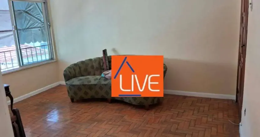Live vende: Apartamento com  2 quartos no Pé Pequeno