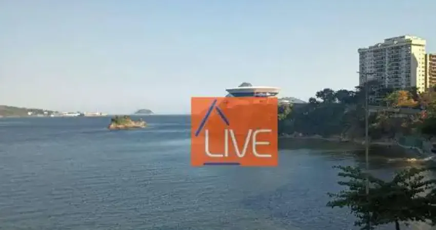 Apartamento com 3 dormitórios,1 suíte vista mar à venda, 140 m² por R$ 950.000 - Ingá - Niterói/RJ