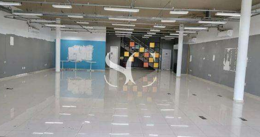 Aluga-se Loja / Salão / Ponto Comercial com 427m² no bairro de Embaré em Santos