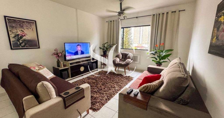 Vende-se apartamento de 03 dormitórios sendo 01 suíte no Bairro de Ponta da Praia em Santos