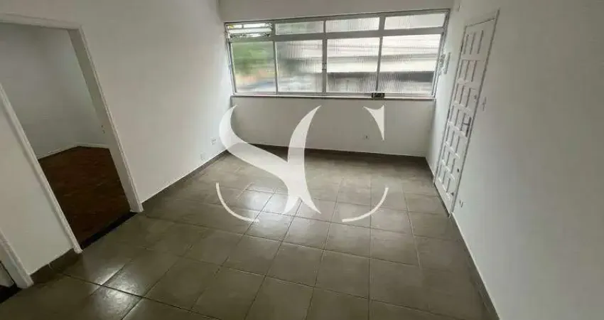 Vende-se imóvel sendo residencial no 1º piso e comercial/loja no térreo no bairro de vila mathias em santos.