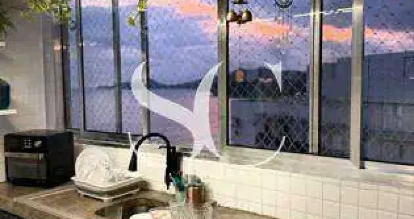 Apartamento a venda com um dormitório no Jose Menino, em Santos