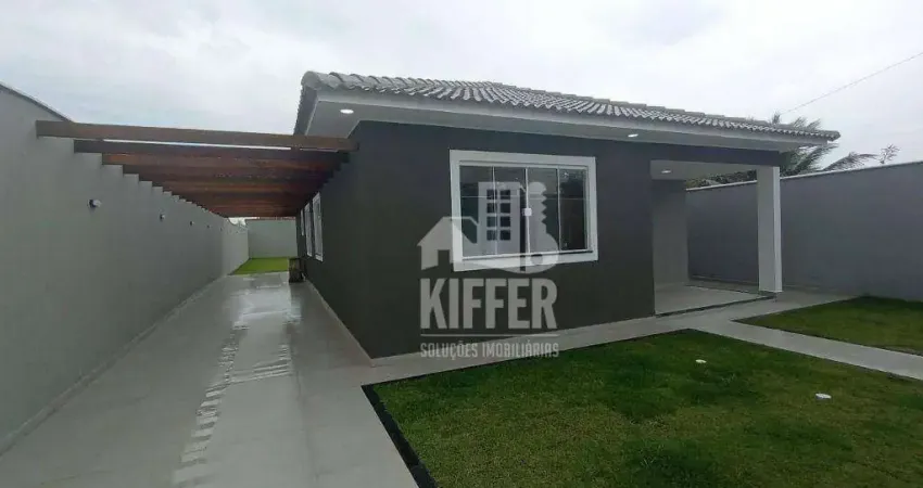 Casa com 3 dormitórios à venda, 130 m² por R$ 680.000,00 - Itaipuaçu - Maricá/RJ