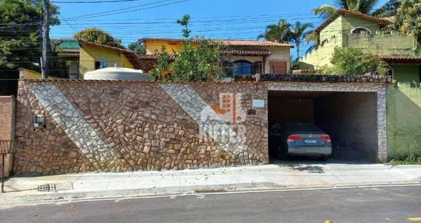 Casa com 2 dormitórios à venda, 214 m² por R$ 400.000,00 - São José do Imbassaí - Maricá/RJ