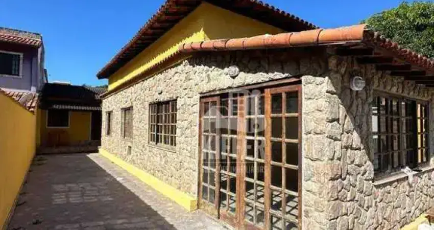 Casa com 3 quartos à venda na Rua Cento e Oito, 10, Jardim Interlagos (Ponta Negra), Maricá
