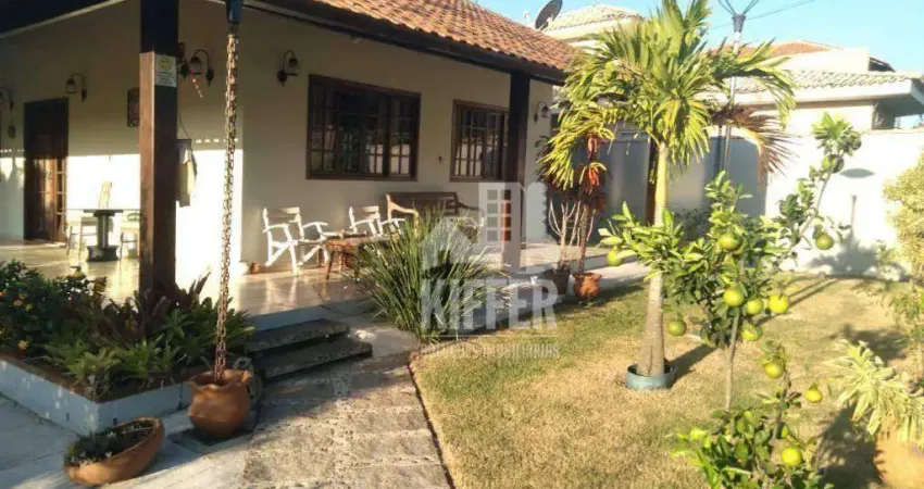 Casa com 3 quartos à venda, 250 m² por R$ 780.000 - Flamengo - Maricá/RJ