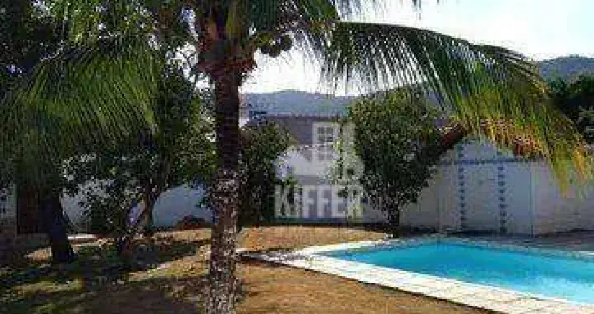 Casa com piscina à venda em itaipuaçu - 3 quartos, suíte, 480m², próxima da praia