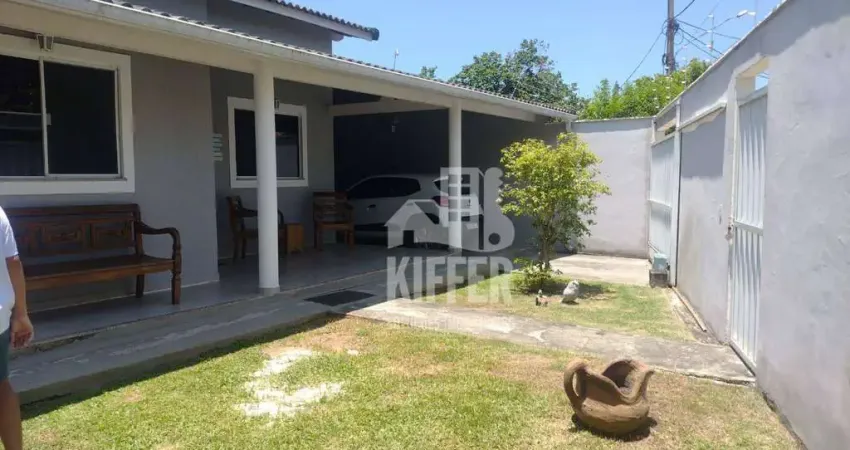 Casa com 3 quartos com piscina à venda, 165 m² por r$ 550.000 - cajueiros (itaipuaçu) - maricá/rj