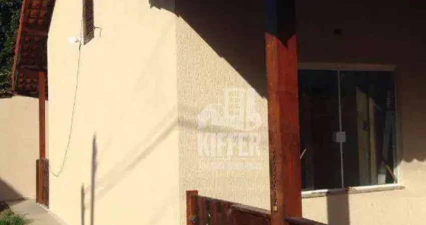 Casa com 2 quartos à venda, 90 m² por R$ 315.000 - São José do Imbassaí - Maricá/RJ