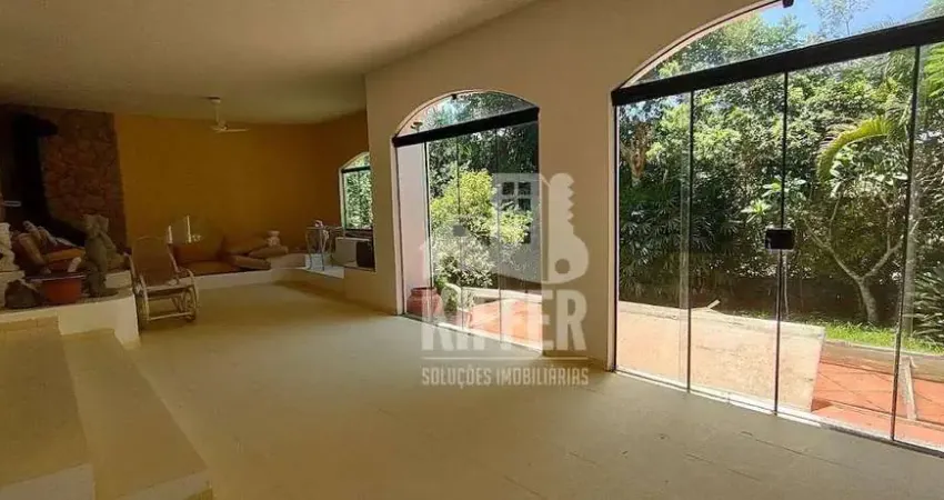 Venda de Casa de Praia Alto Padrão em Itaipuaçu, Maricá (RJ)