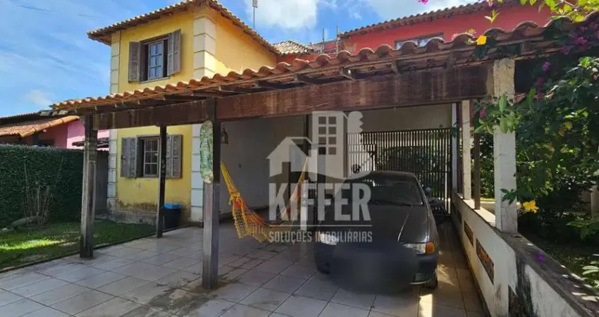 Casa Duplex com 3 Quartos, Suíte, Quintal Amplo e Edícula – Oportunidade em Bairro Residencial