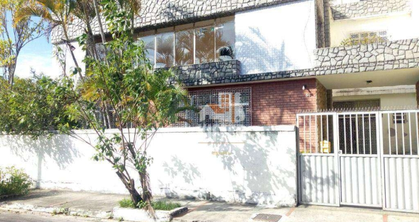 Casa Duplex com 5 Quartos e Vista Panorâmica – Rua Tranquila no Centro de SG, Próx. ao Guanabara