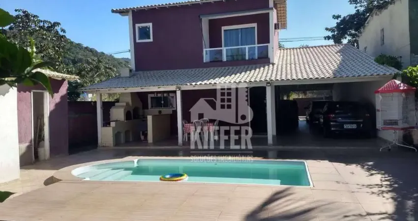 Casa com 3 dormitórios à venda, 200 m² por R$ 1.300.000,01 - Recanto de Itaipuaçu - Maricá/RJ