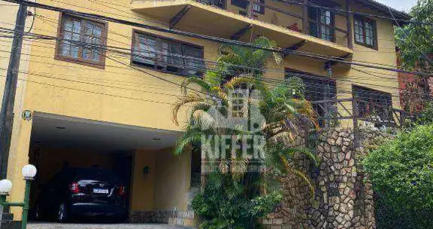 Casa com 3 quartos à venda, 181 m² por R$ 650.000 - Badu - Niterói/RJ