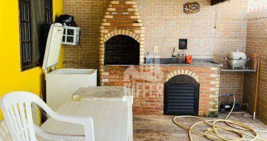 Casa com 2 quartos, piscina e churrasqueira – Porteira fechada em Itaipuaçu