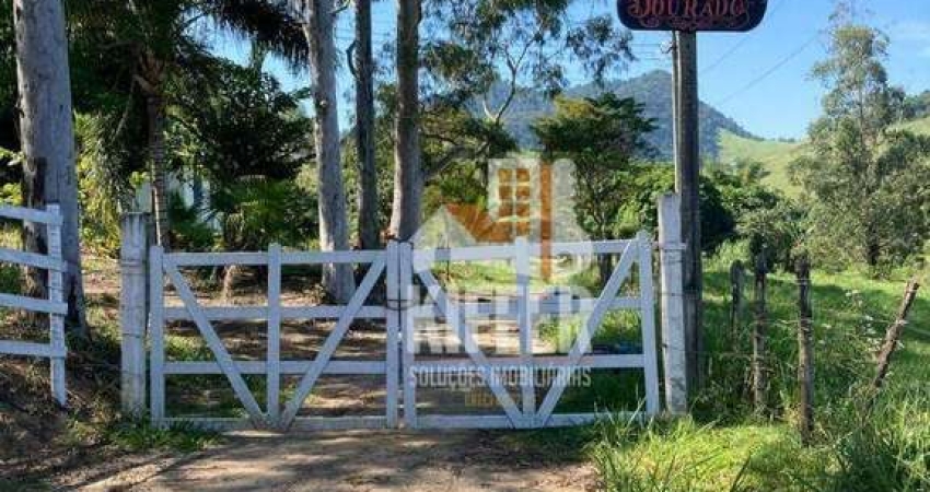 Sítio com 4 dormitórios à venda, 205000 m² por R$ 1.300.000,00 - Centro - Conceição de Macabu/RJ