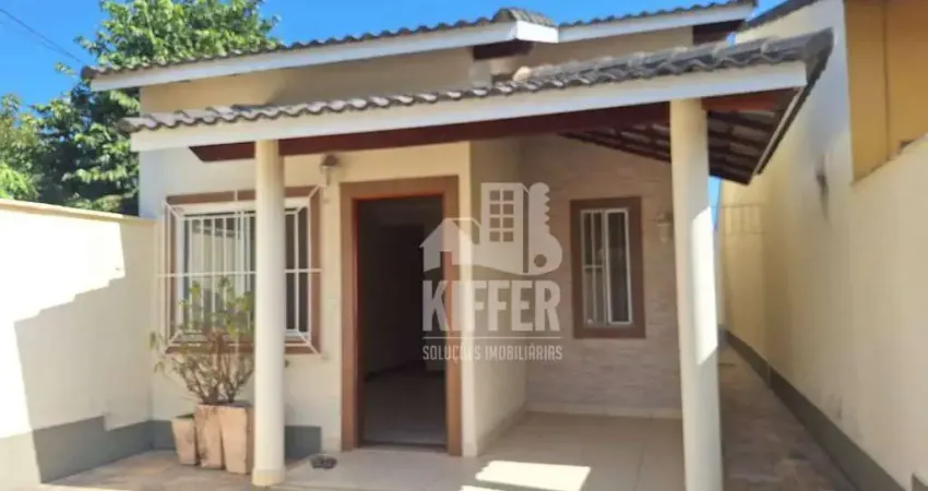 Casa com 2 dormitórios à venda, 100 m² por R$ 460.000,01 - Barroco (Itaipuaçu) - Maricá/RJ