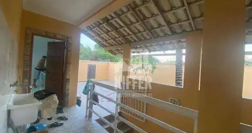 Casa com 4 quartos à venda, 284 m² por R$ 650.000 - Ponta Negra - Maricá/RJ