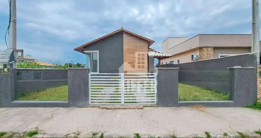 Casa com 2 dormitórios à venda, 67 m² por R$ 390.000,00 - Pindobas - Maricá/RJ