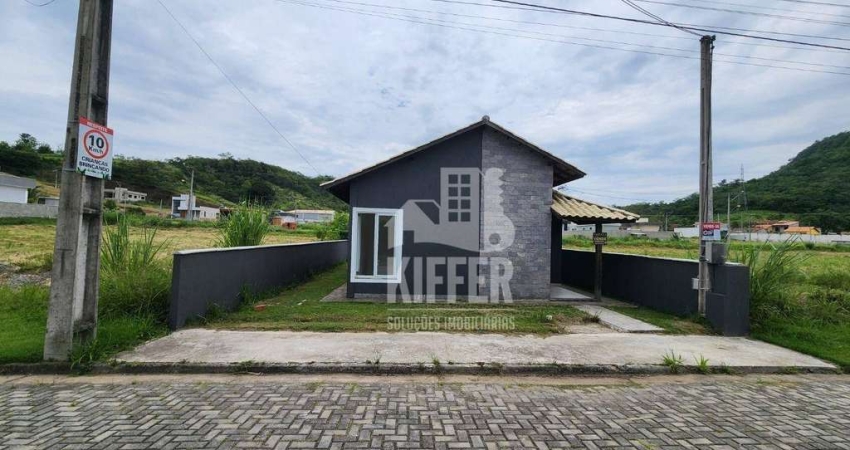 Casa com 2 dormitórios à venda, 67 m² por R$ 340.000,00 - Pindobas - Maricá/RJ