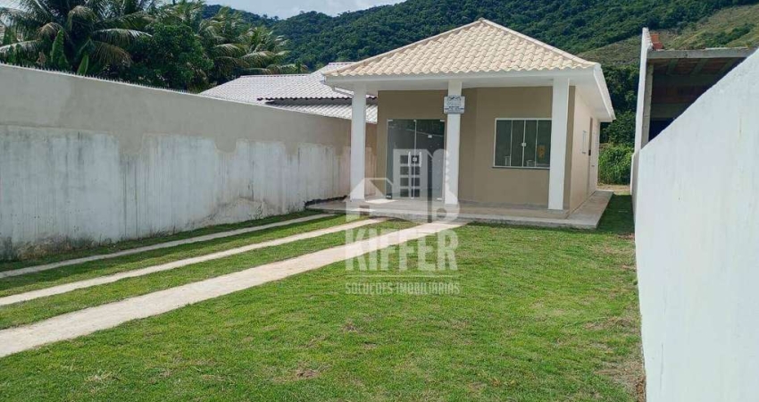 Casa com 2 dormitórios à venda, 76 m² por R$ 330.000,00 - Vale da Figueira (Ponta Negra) - Maricá/RJ