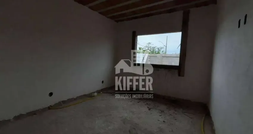 Casa 2 Quartos com Suíte, Fino Acabamento, Perto da Praia
