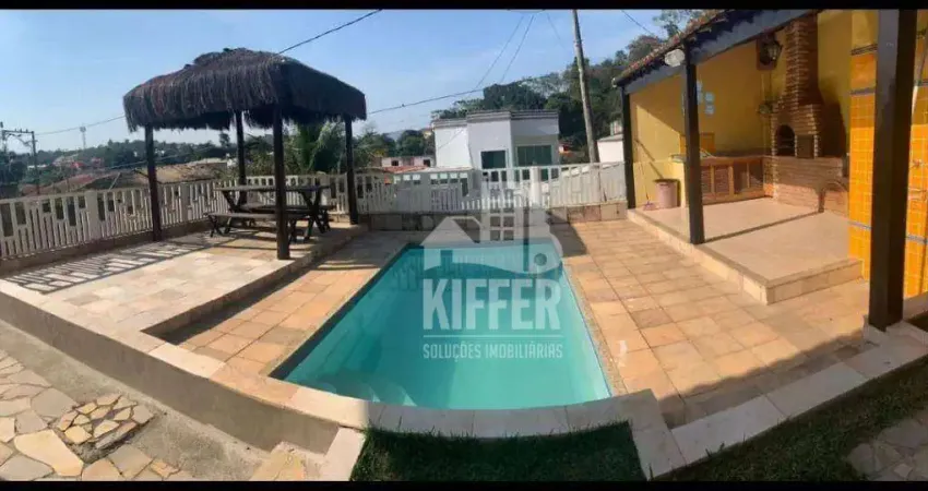 Casa com 4 quartos à venda, 288 m² por R$ 750.000 - Flamengo - Maricá/RJ.