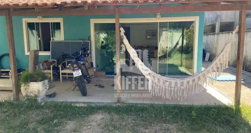 Casa com 2 dormitórios à venda, 120 m² por R$ 550.000,00 - Cordeirinho - Maricá/RJ