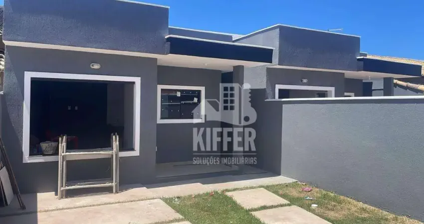 Casa com 2 Quartos (1 Suíte), Piscina, Área Gourmet e Quintal | Acabamento em Porcelanato