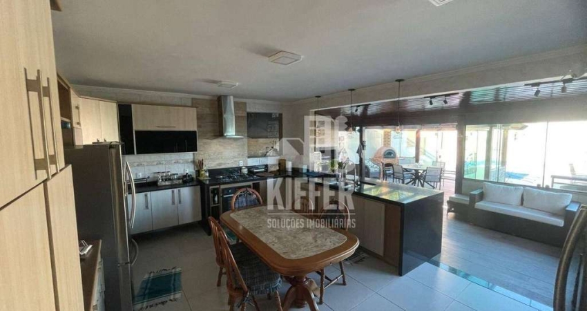 Luxuosa Mansão em Itaipuaçu: , Piscina, Gourmet e Vista Privilegiada!