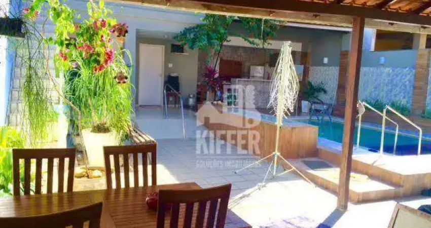 Casa Linear com Piscina e Anexo nos Fundos – 3 Quartos + 2 Quartos Extras – São Francisco/Niterói