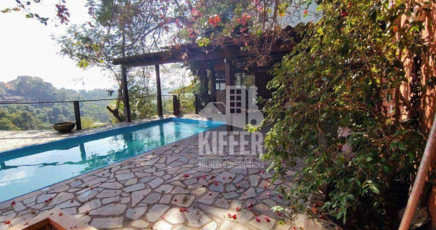 Casa com 5 Quartos, 3 Suítes, Piscina e Vista Privilegiada – Niterói