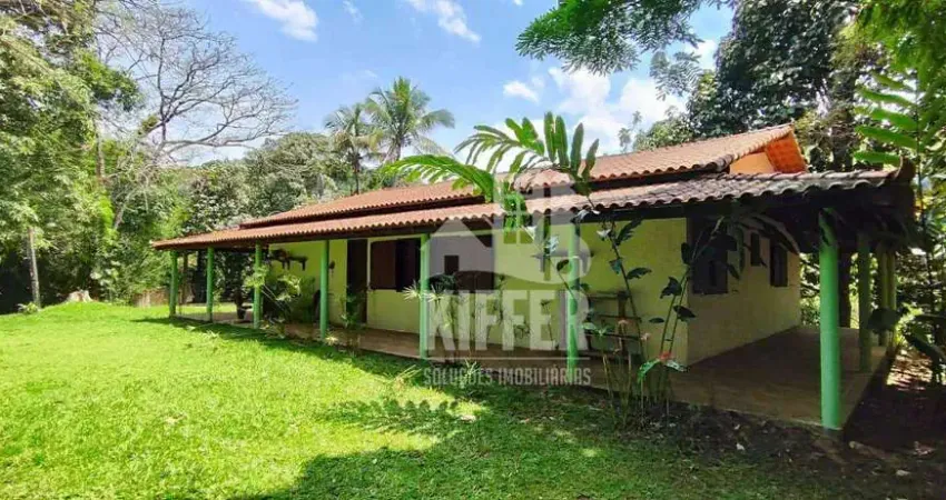 Sítio à venda com cachoeira, lago e 46,28 hectares de natureza preservada – ideal para turismo ecológico ou pousada