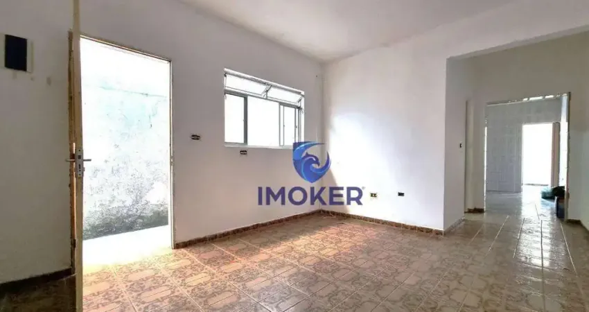 Casa térrea na Cid. Kemel, Ferraz de Vasconcelos/SP; 2 quartos; 2 vagas; quintal e terraço