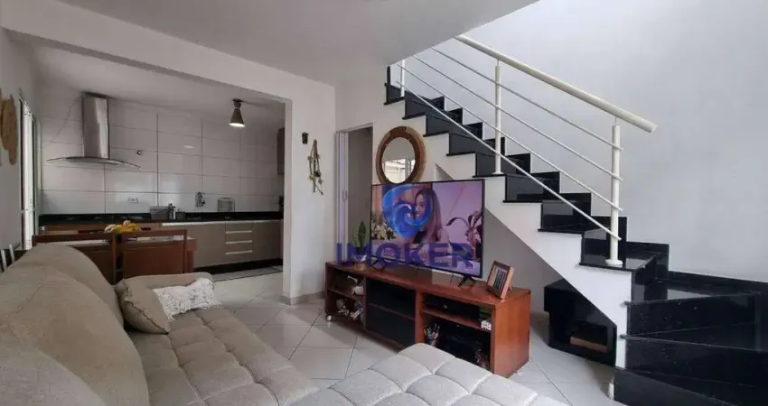 Sobrado em poá/sp, bairro calmon viana; 2 suítes; 1 vaga; estação à pé