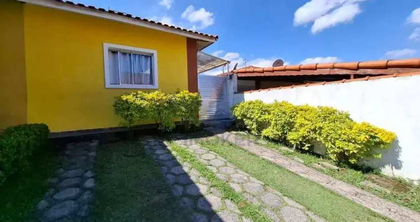 Casa térrea no condomínio parque das colinas; bairro vila áurea, poá/sp; 2 quartos; 2 vagas.