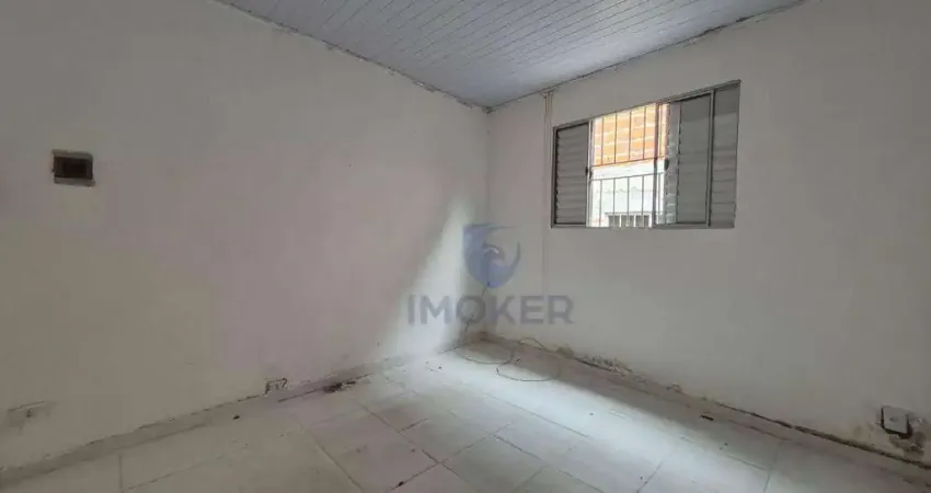 Casa individual Suzano/SP; 1 dormitório; cozinha; sala; área de serviço; sem vaga de garagem.