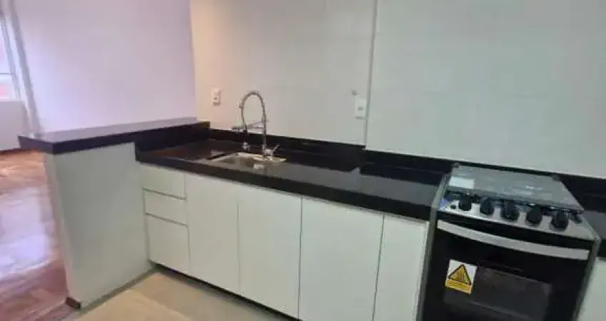 Apartamento 3 Quartos com 3 Suítes e lavabo à Venda no Centro-Sul de Belo Horizonte