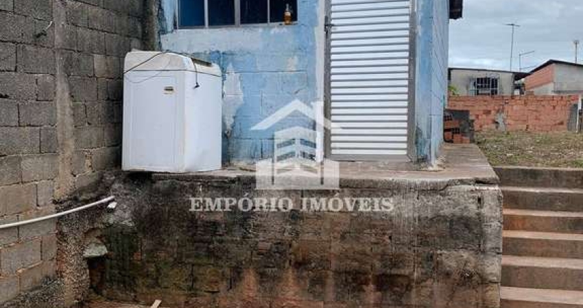 vende -se uma casa de três cômodos em Castro Alves por C$  150.000,00