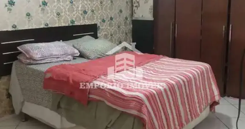 Vende se casa com dois dormitórios em Recanto verde Sol.