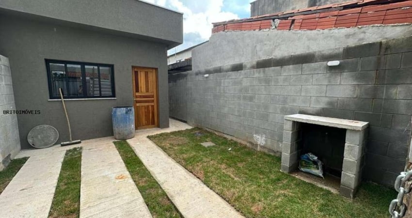Casa Térrea para Venda em Mogi das Cruzes, Jardim Layr, 3 dormitórios, 1 suíte, 2 banheiros, 1 vaga