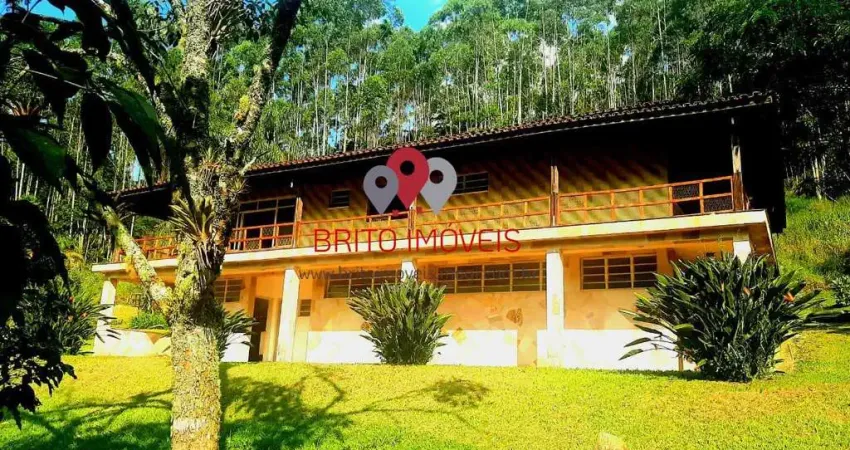 Sítio para Venda em Mogi das Cruzes, Taiacupeba, 5 dormitórios, 2 suítes, 6 banheiros, 10 vagas