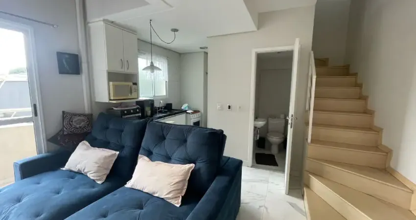Apartamento duplex para locação | 47 m2 | 1 dorm suíte | lavabo | varanda e 1 vaga - itaim bibi