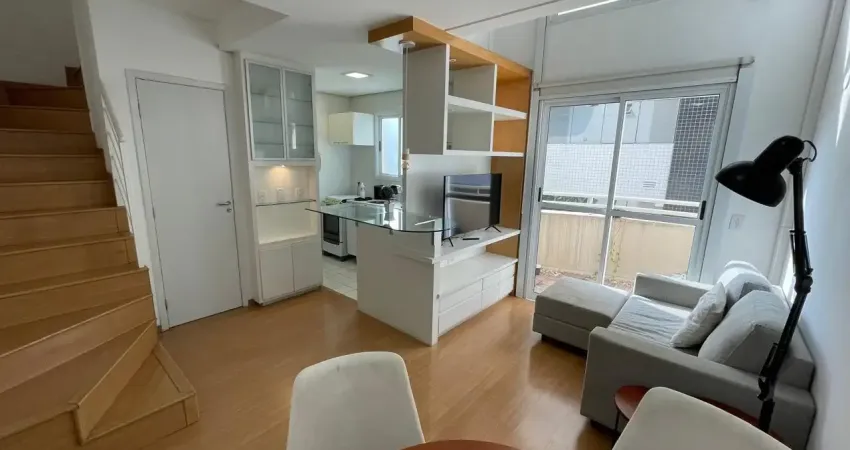 Duplex para aluguel possui 47 m² | 1 quarto sendo suíte | varanda | lavado e 1 vaga itaim bibi - sp