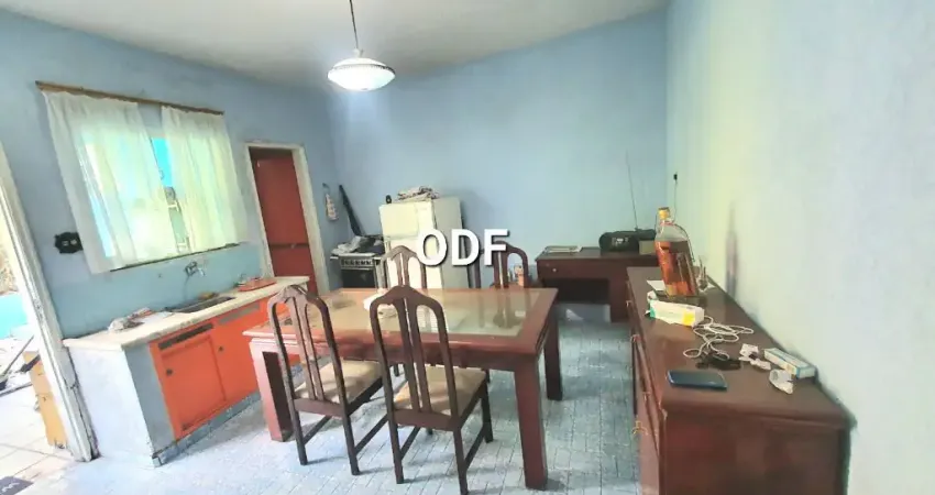 Ótimo terreno, topografia plana, edicula 3 comodos, portão eletrônico em alumínio