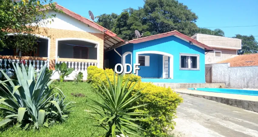 Maravilhosa chácara, 2 casas, 3 dorm, suite piscina, área gourmet,