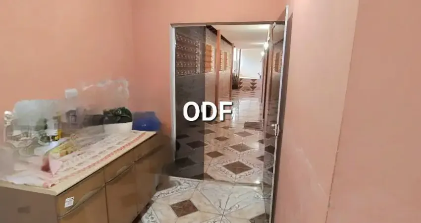 Excelente chácara com casa , área gourmet, varanda, e vários pes de frutas