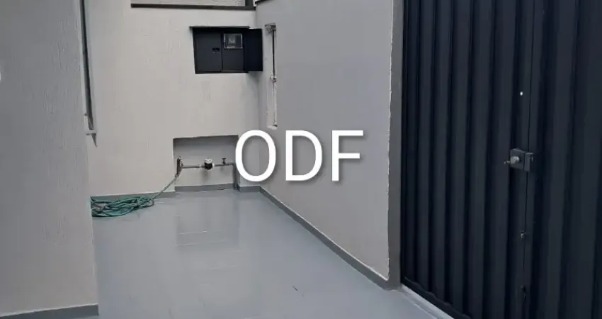 Excelente casa terrea, bairro jardim buriti, 2 dorm, quintal, 2 vagas.