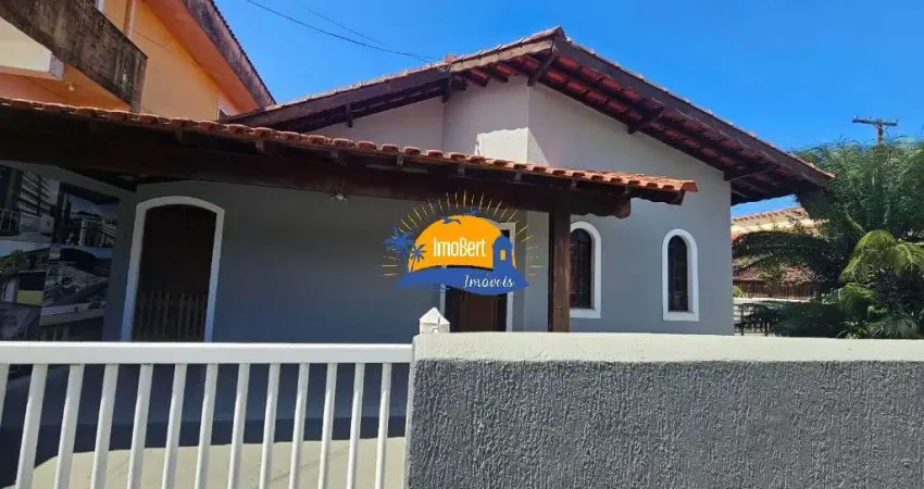 Casa térrea à venda em Bertioga-SP, bairro Vista Linda, com 2 quartos, 1 sala, 1 banheiro, 2 vagas, 97,59 m² de área construída.