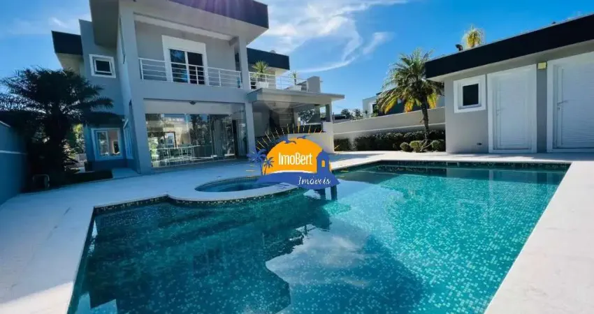 Casa de altíssimo padrão no módulo 24 da riviera de são lourenço!